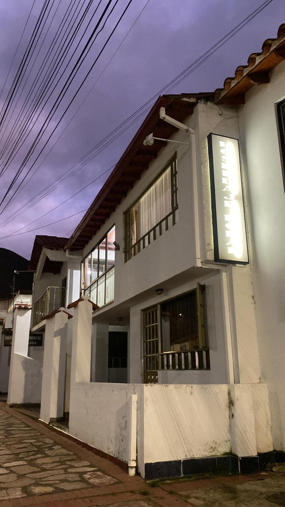Hospedaje Rodal 瓜塔维塔 外观 照片